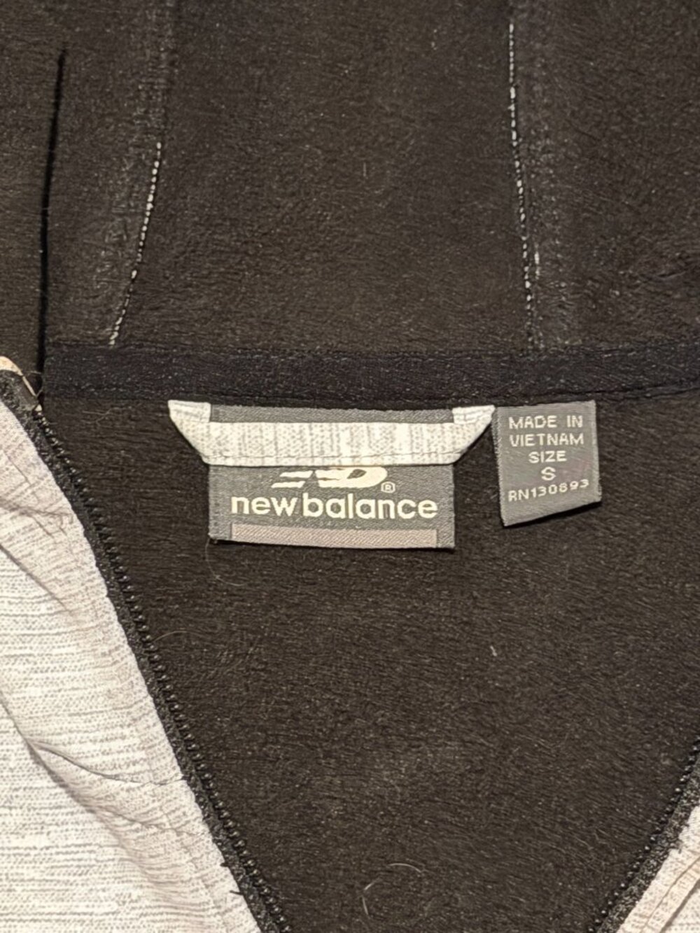 New Balance Gray Hooded Softshell Activewear Jacket - Small - Picture 2 of 9